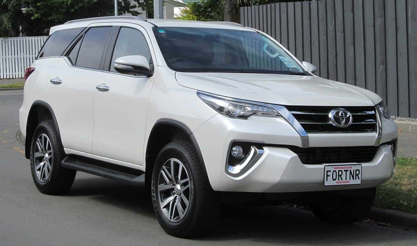 Toyota Fortuner — ảnh 1