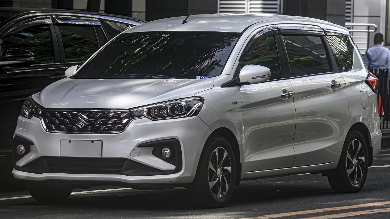 Suzuki Ertiga Hybrid — ảnh 1