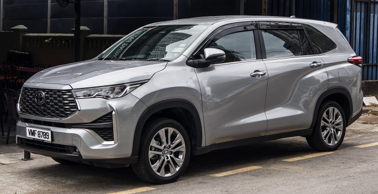 Toyota Innova Cross tại Cần Thơ