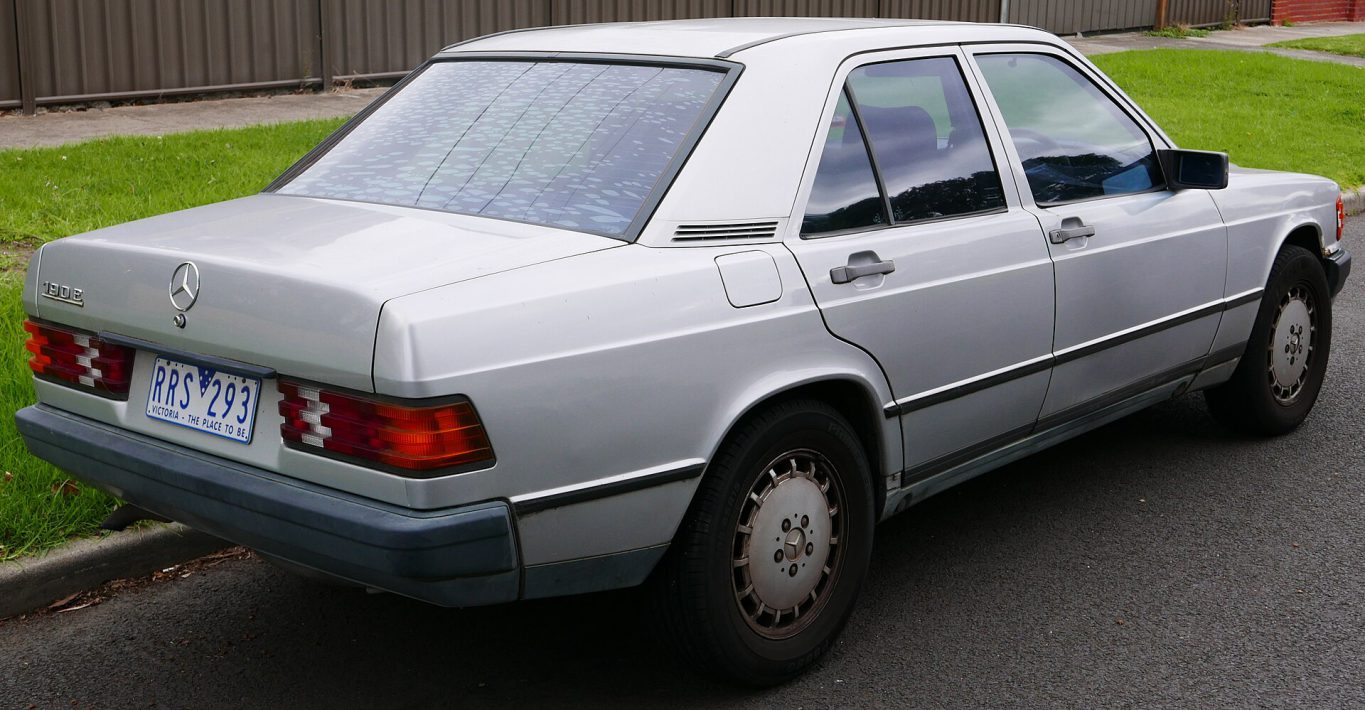 Mercedes-Benz C-Class — ảnh 9