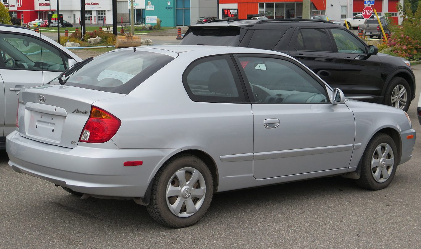 Hyundai Accent — ảnh 3