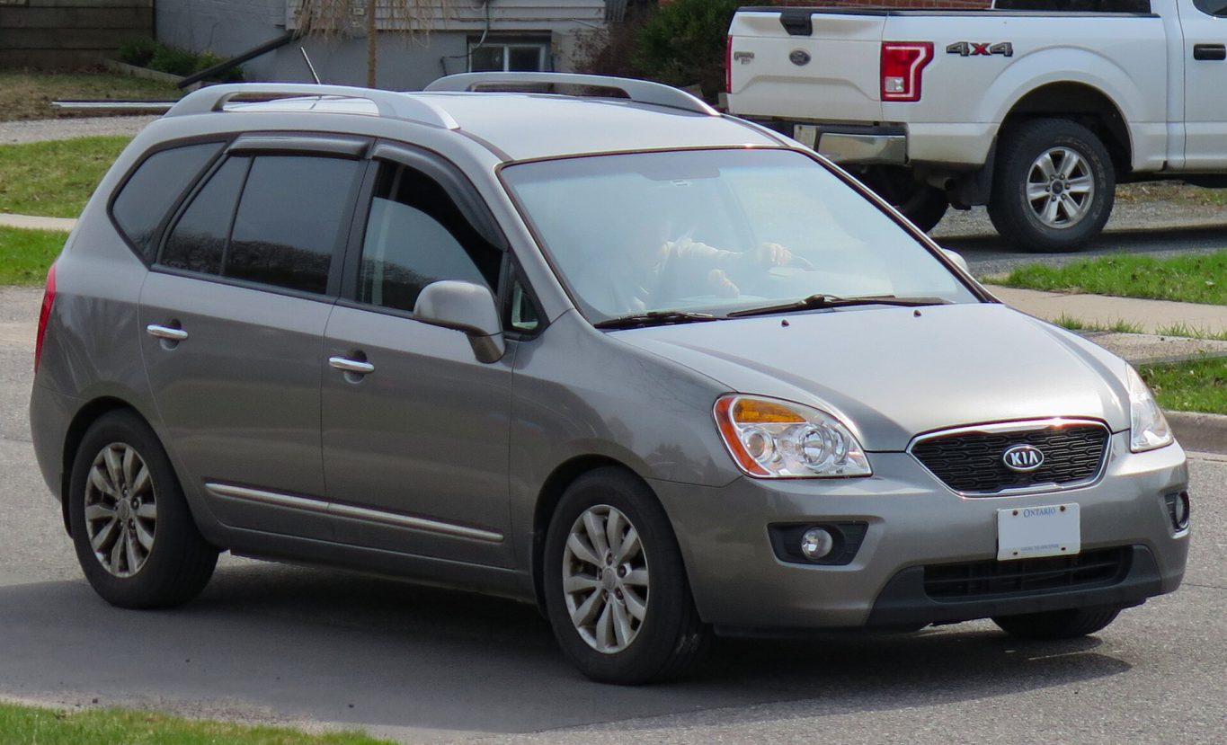 Kia Carens Clavis — ảnh 8