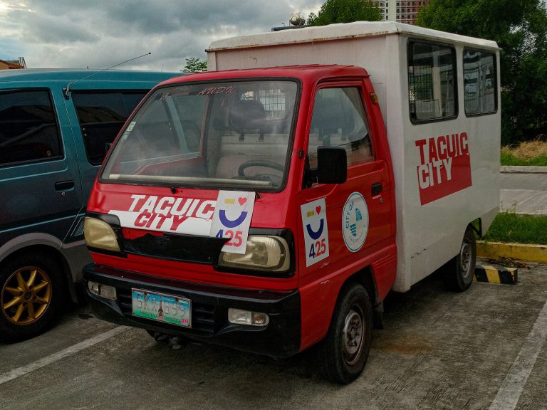 THACO Towner 800 tại Cần Thơ