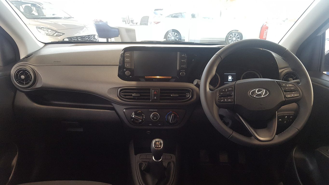 Nội thất Hyundai Grand i10 — Hyundai Grand i10 tại Cần Thơ