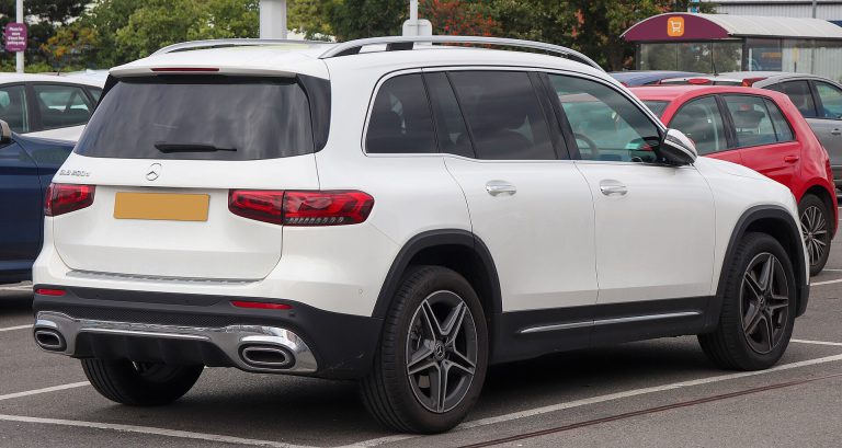 Mercedes-Benz GLB tại Cần Thơ