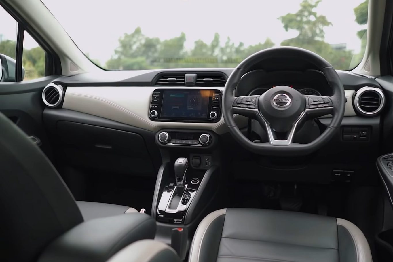 Nissan Almera — ảnh 3