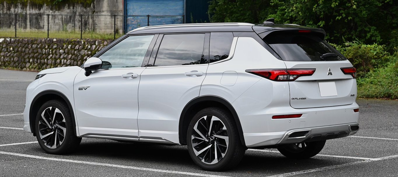 Mitsubishi Outlander — ảnh 2