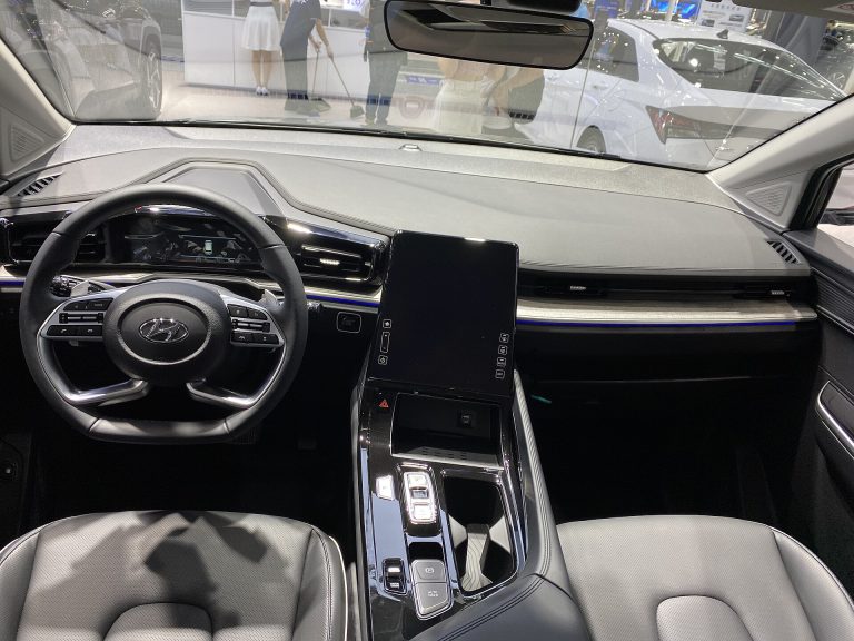 Hyundai Custin tại Cần Thơ