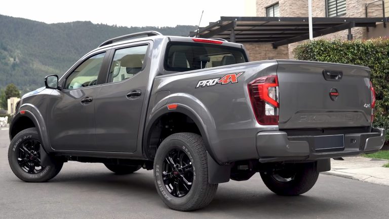 Nissan Navara tại Cần Thơ