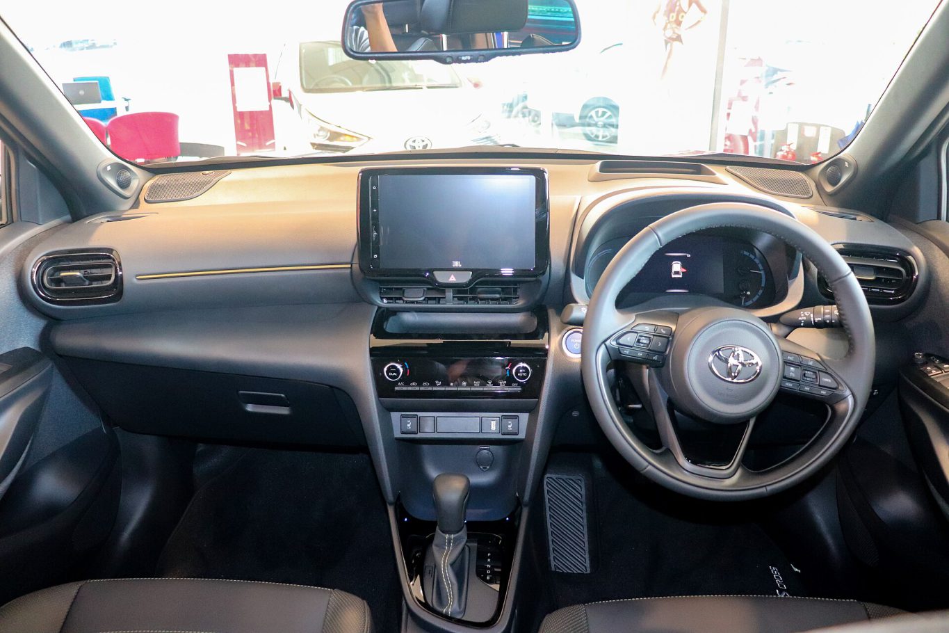 Toyota Yaris Cross — ảnh 7