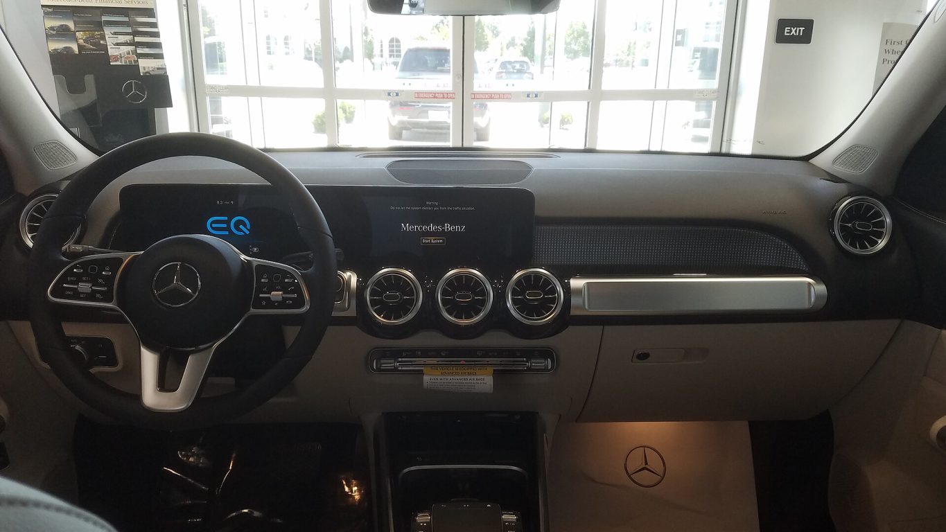 Mercedes-Benz EQB — ảnh 2