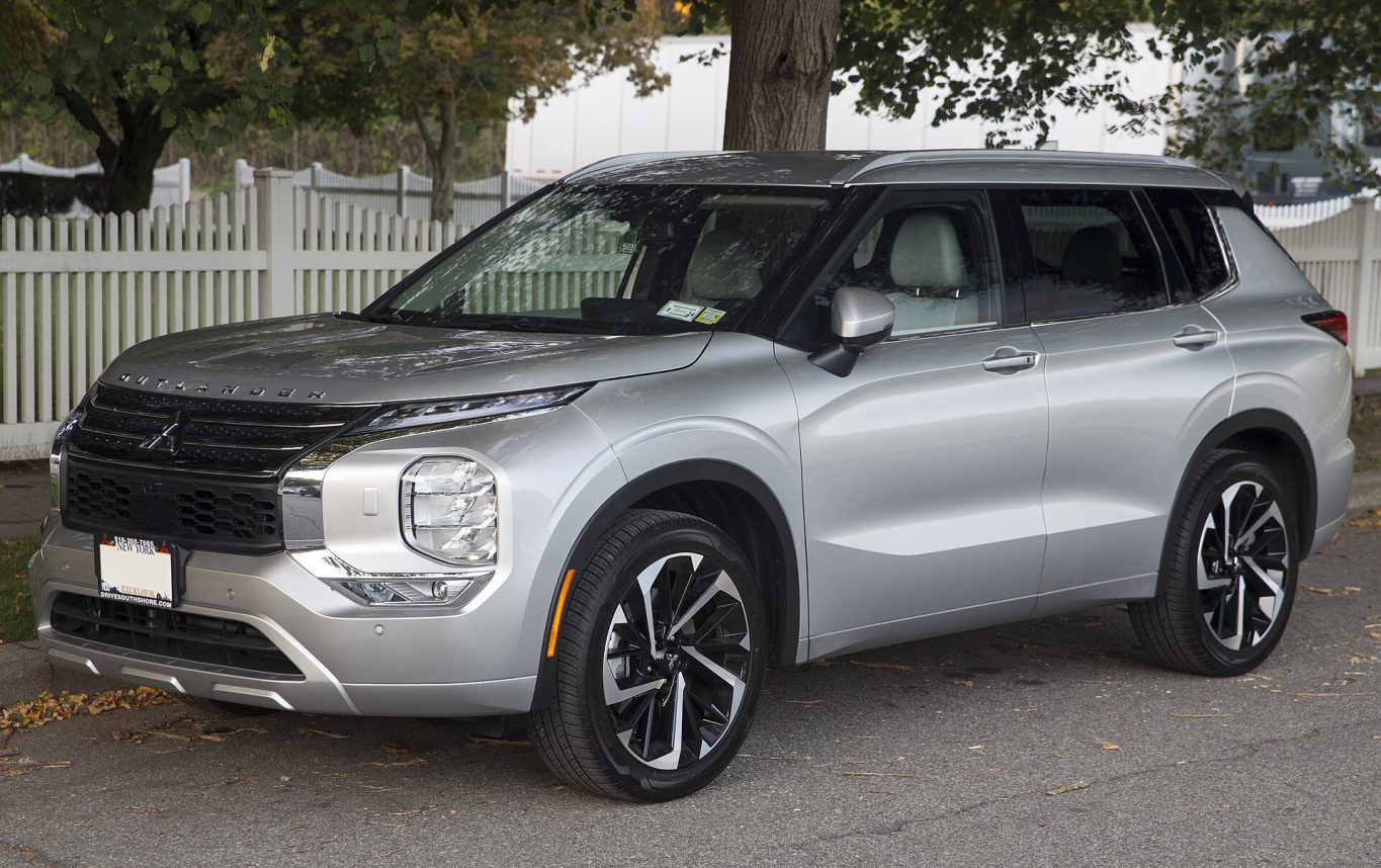 Mitsubishi Outlander — ảnh 5