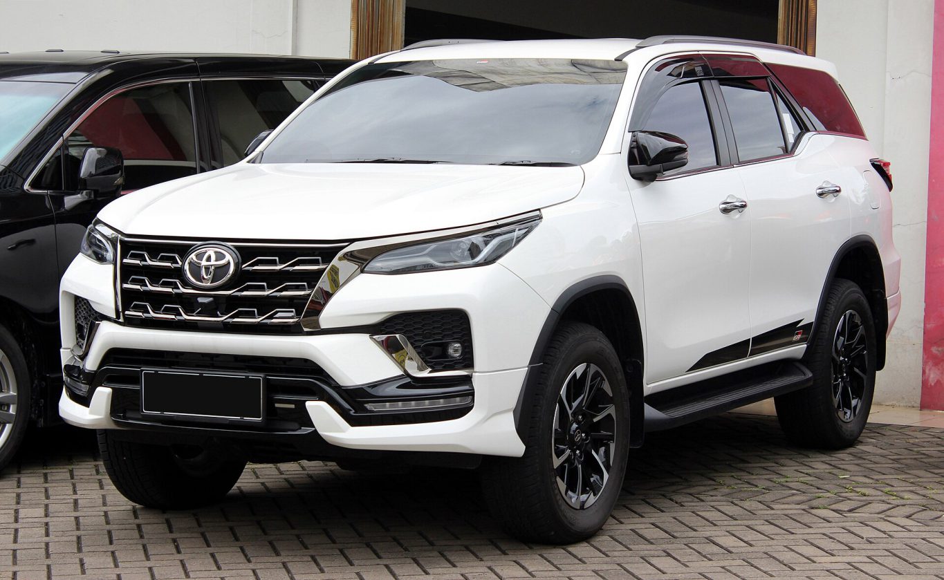Toyota Fortuner — ảnh 4