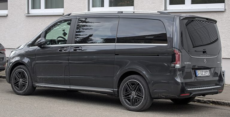 Mercedes-Benz V-Class tại Cần Thơ