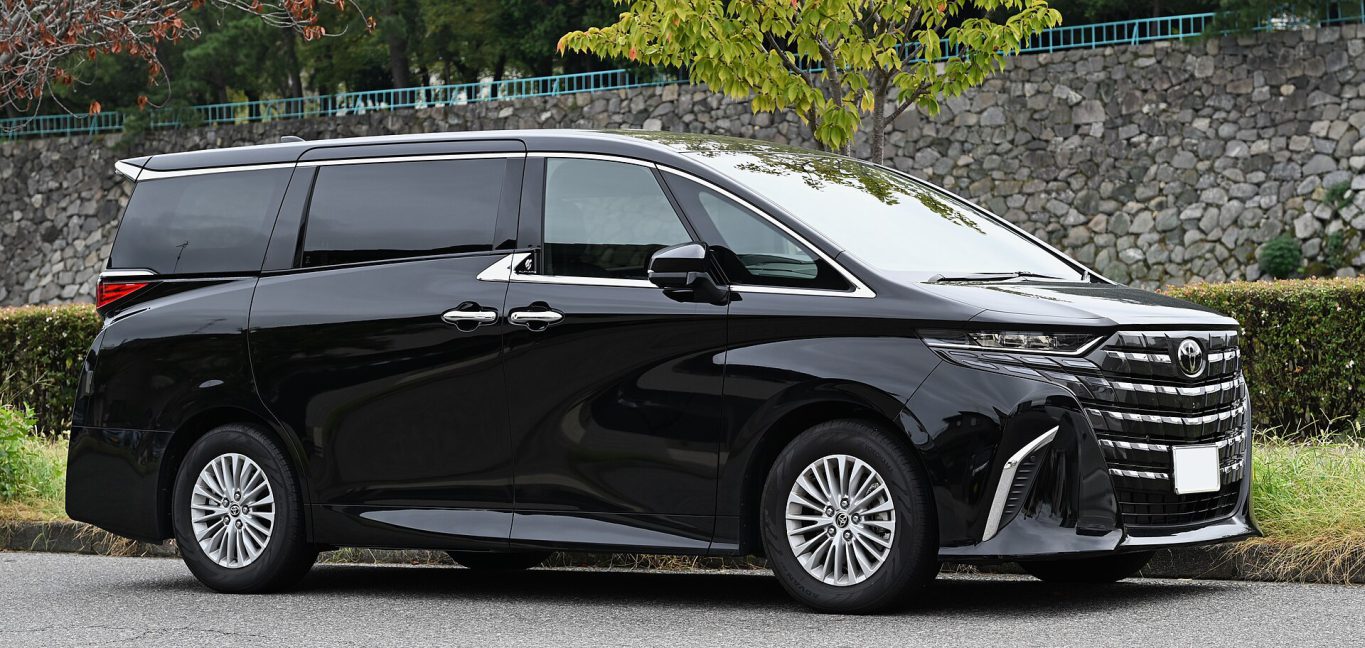 Toyota Alphard — ảnh 6