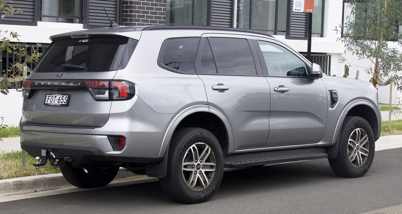 Ford Everest — ảnh 3
