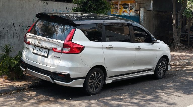 Suzuki Ertiga Hybrid tại Cần Thơ