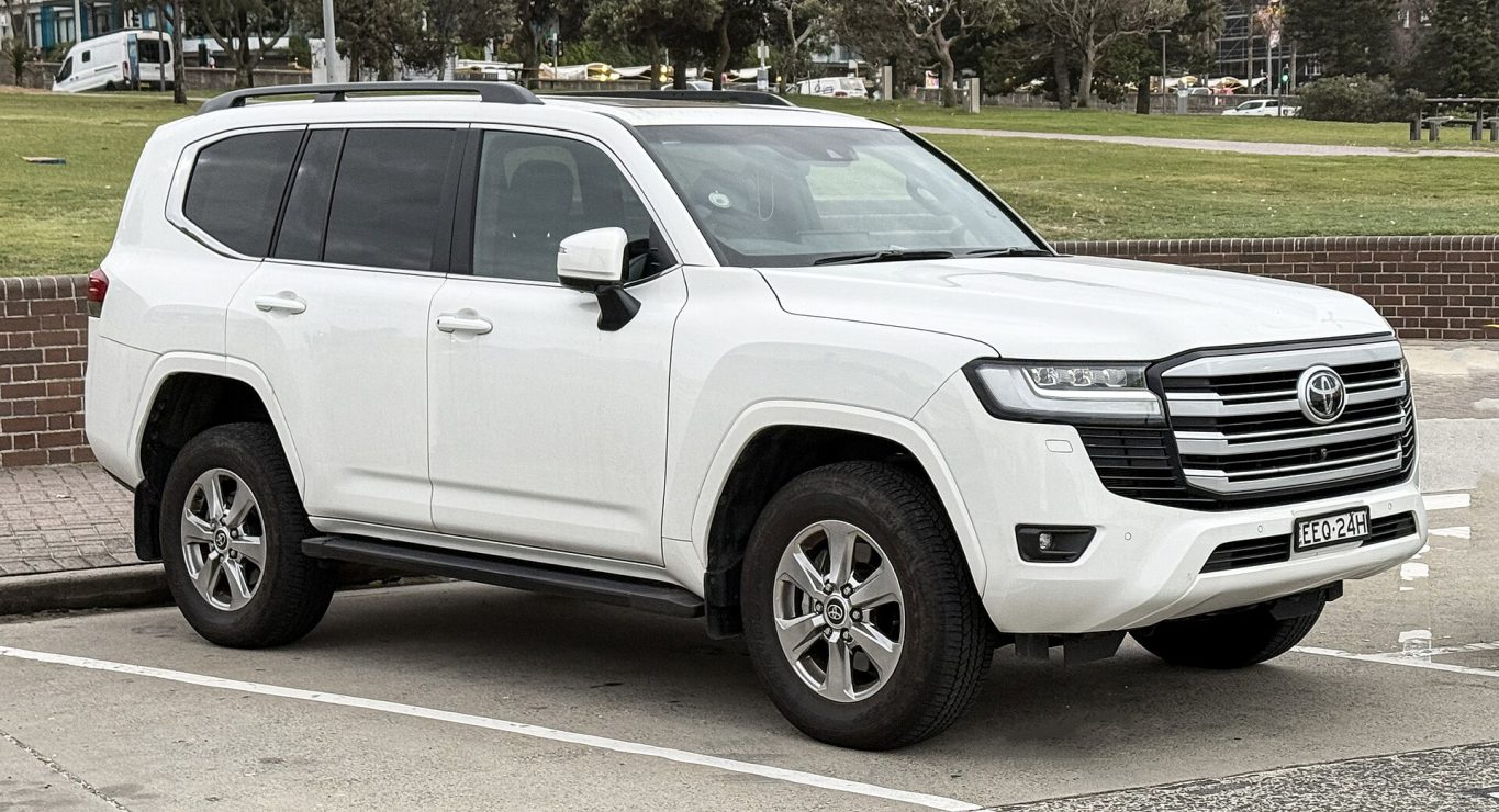 Toyota Land Cruiser — ảnh 2