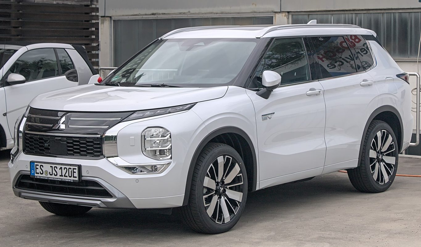Mitsubishi Outlander — ảnh 4