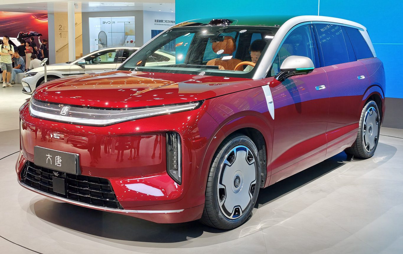 Ngoại thất BYD Tang — BYD Tang tại Cần Thơ