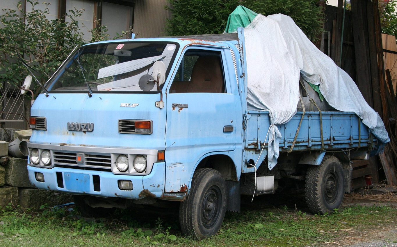 Nội thất Isuzu NPR — Isuzu NPR tại Cần Thơ