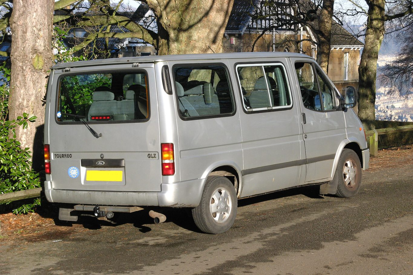 Ford Transit — ảnh 7