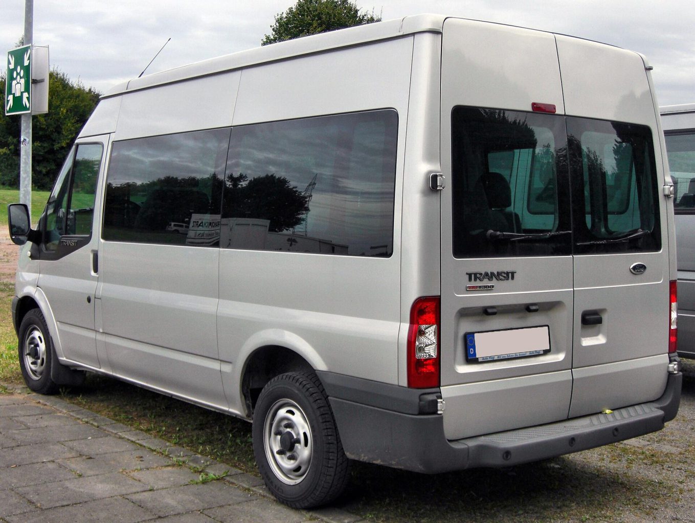 Ford Transit — ảnh 9