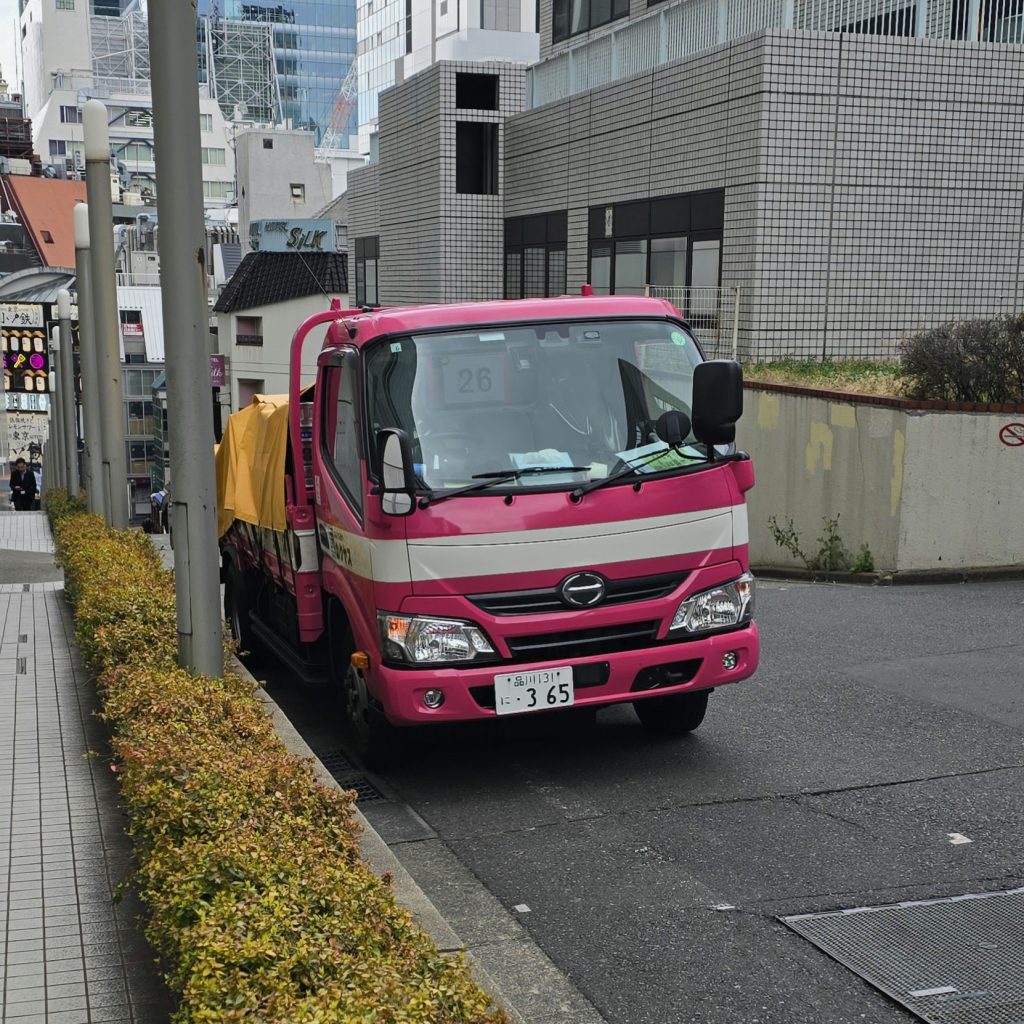 Hino 300 Series XZU — ảnh 2