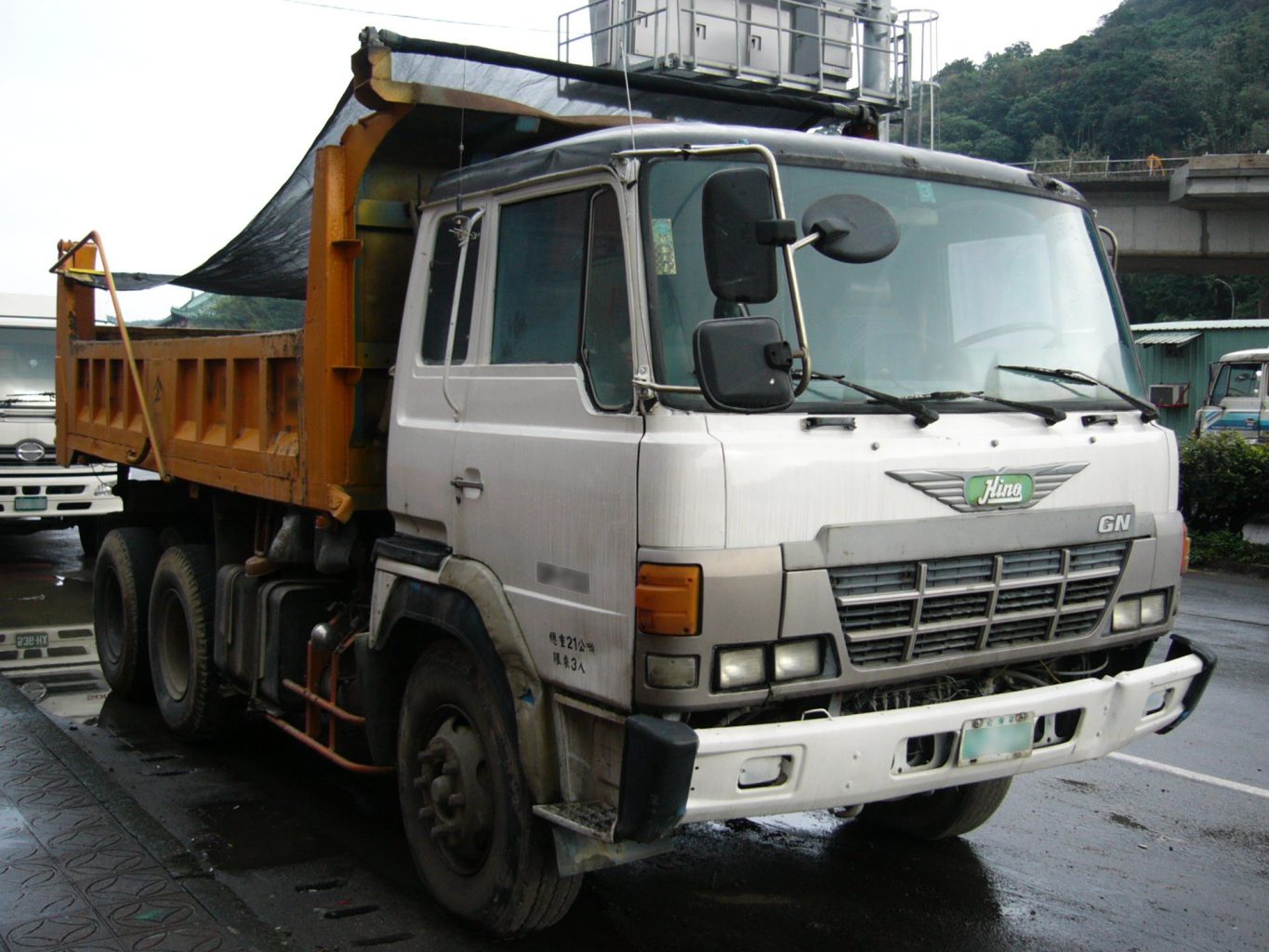 Hino 700 Series SS — ảnh 7