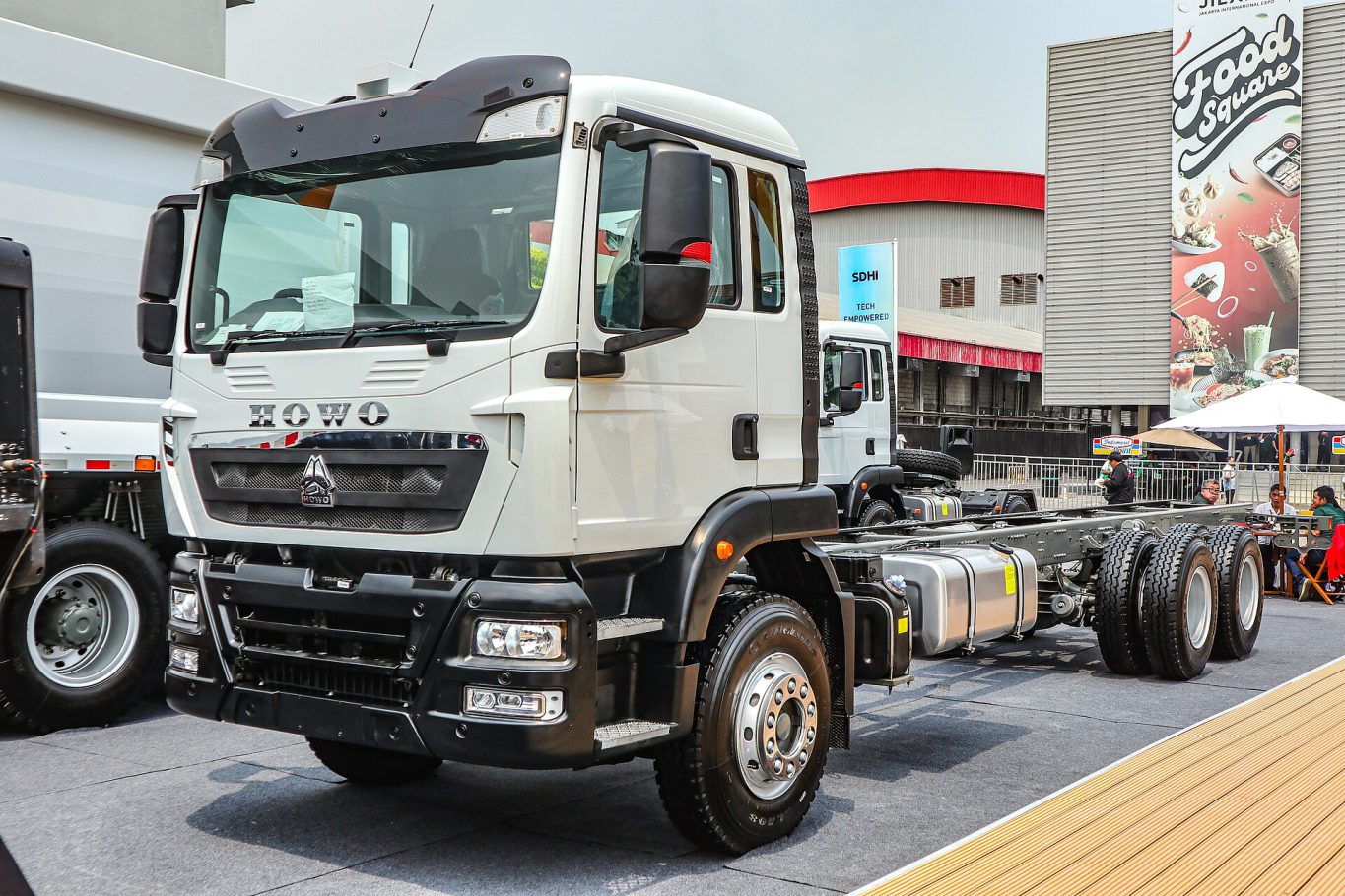 Ngoại thất HOWO Max — HOWO Max tại Cần Thơ