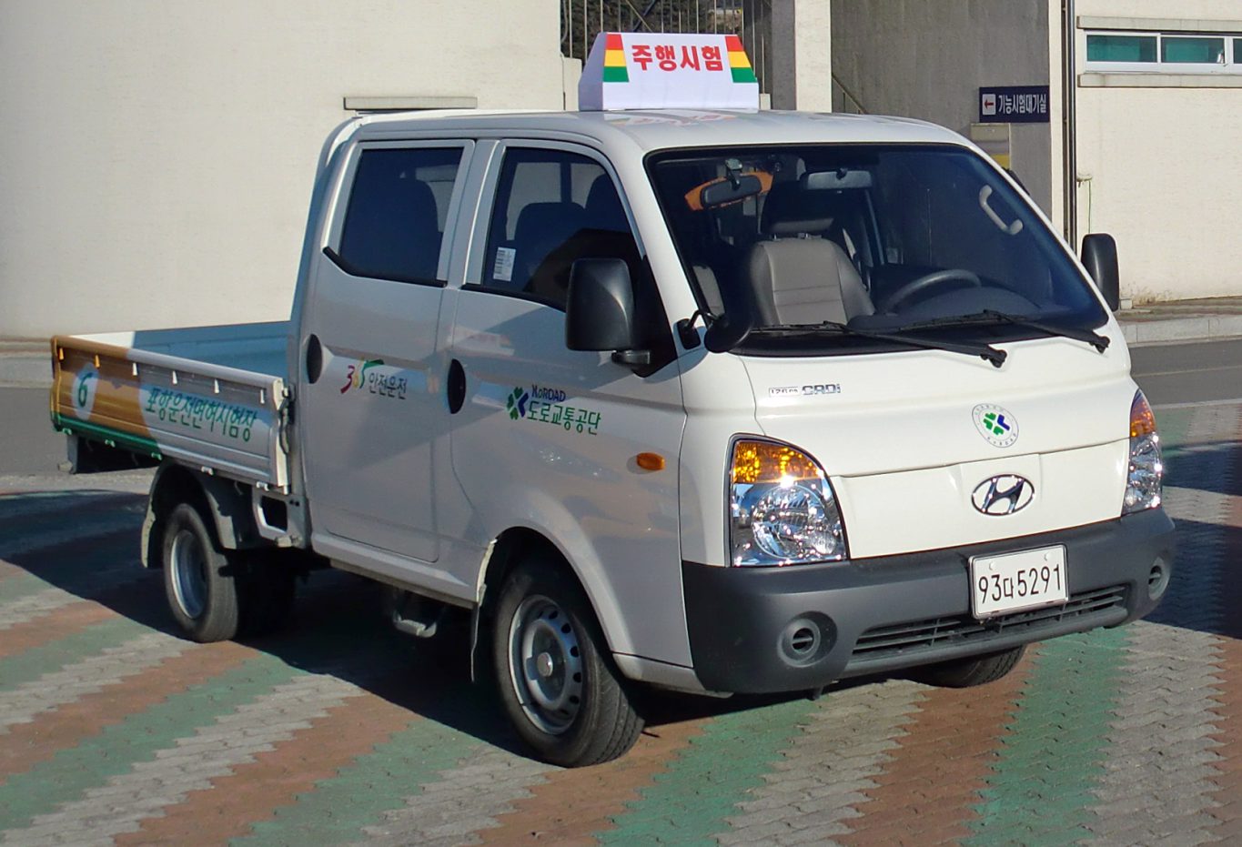 Hyundai New Porter H150 — ảnh 8