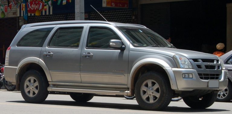 Isuzu mu-X tại Cần Thơ