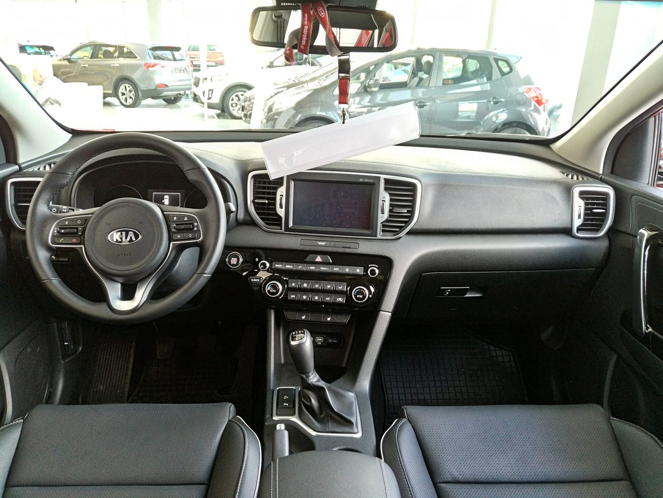 Kia Sportage — ảnh 9