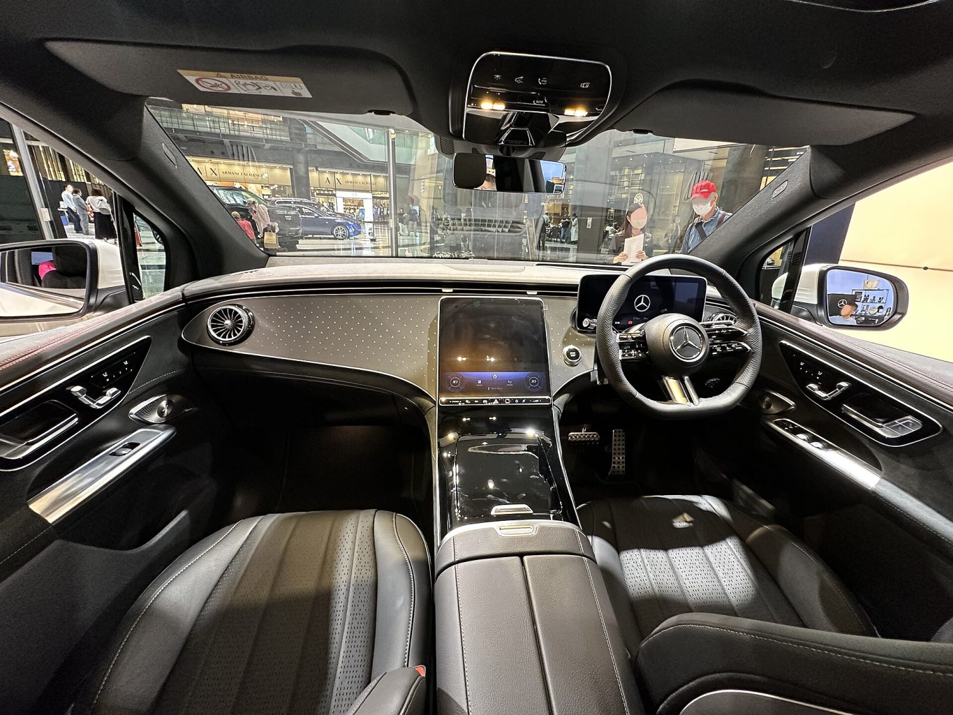 Mercedes-Benz EQE SUV — ảnh 2