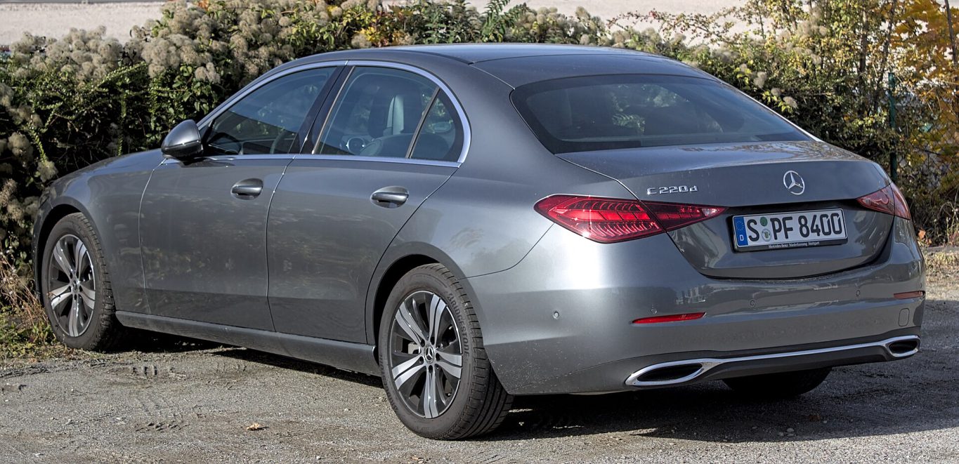 Mercedes-Benz C-Class — ảnh 4