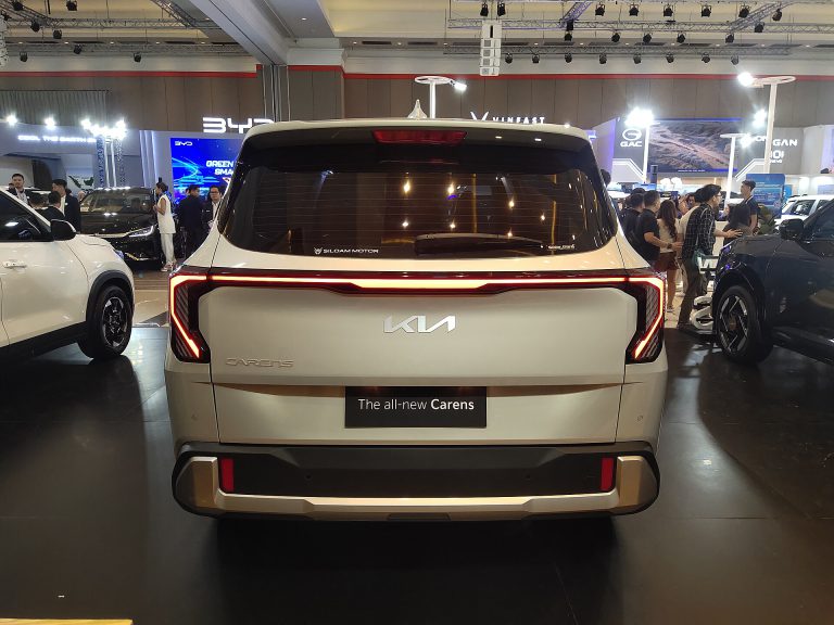 Kia Carens Clavis tại Cần Thơ