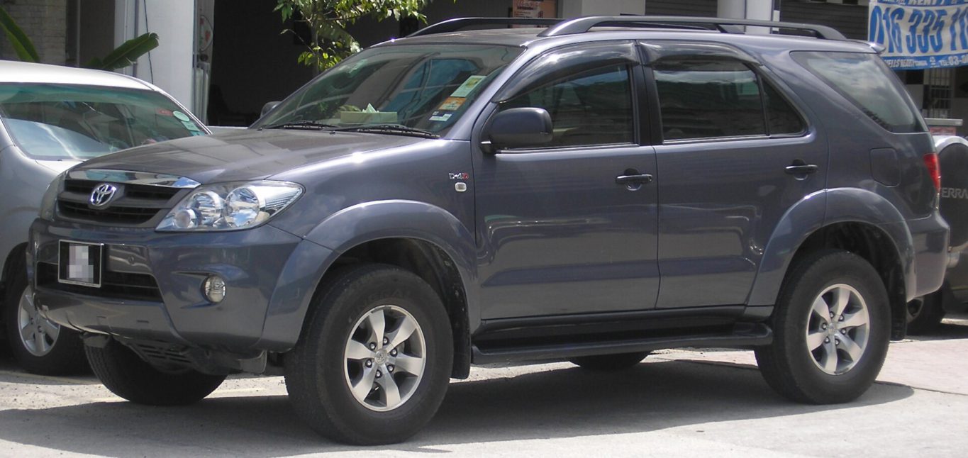 Toyota Fortuner — ảnh 7