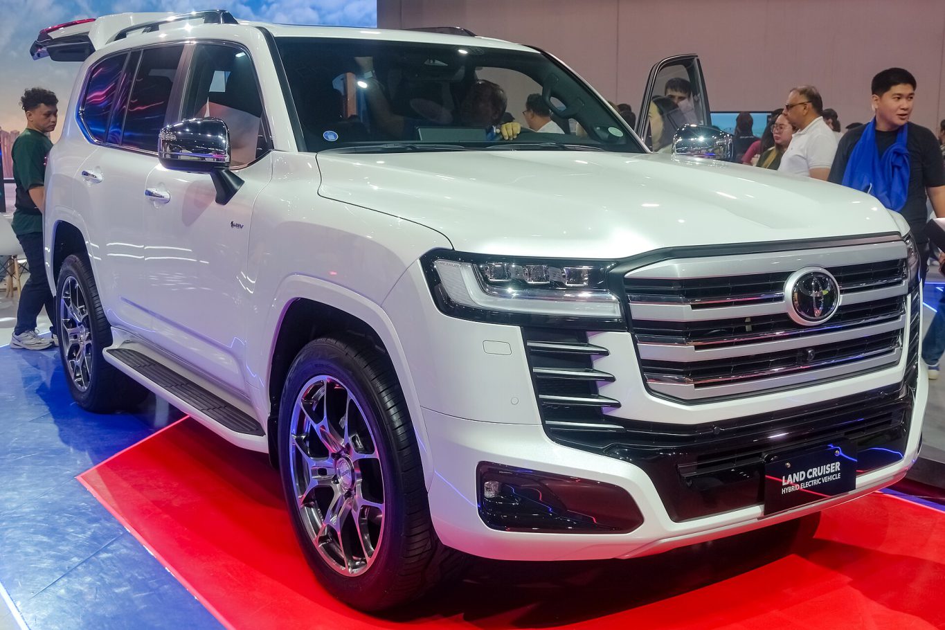 Toyota Land Cruiser — ảnh 8