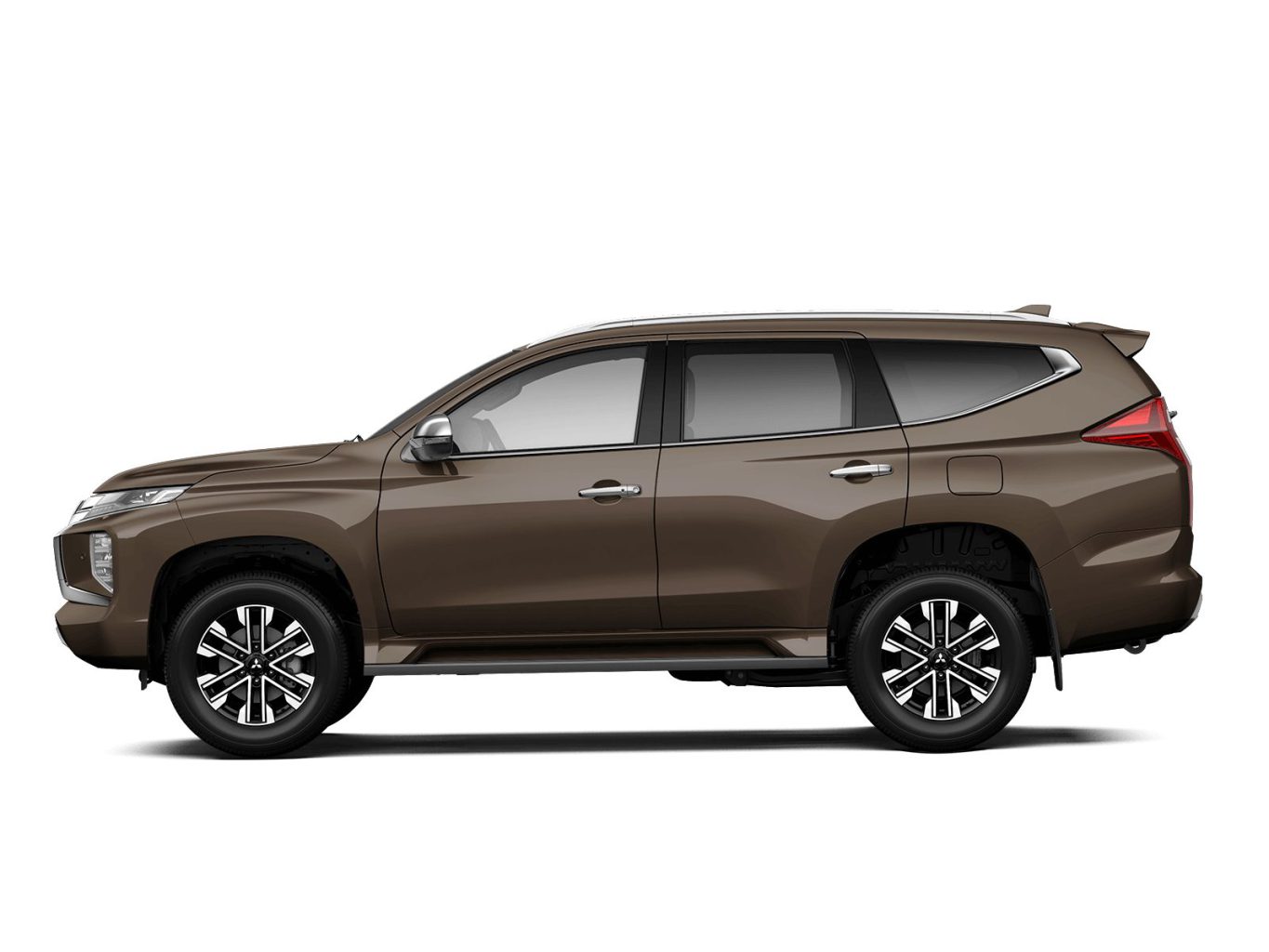 Ngoại thất Mitsubishi Pajero Sport — Mitsubishi Pajero Sport tại Cần Thơ